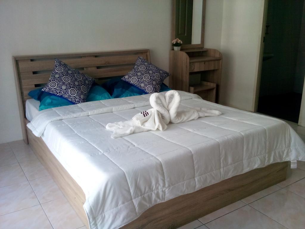 Sunshine Guesthouse Patong Exterior foto