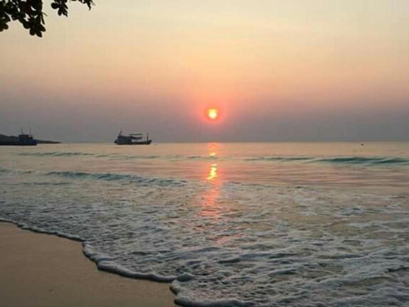 Sunshine Guesthouse Patong Exterior foto