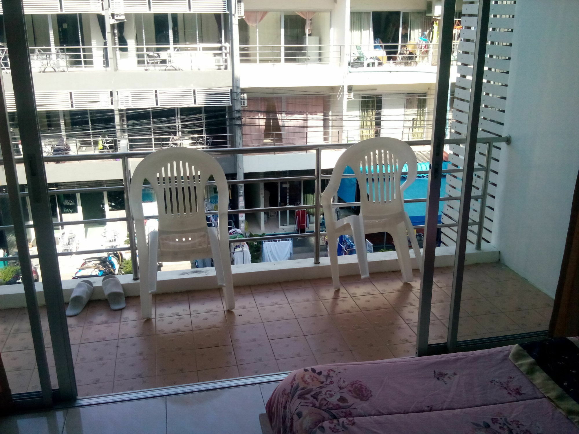 Sunshine Guesthouse Patong Exterior foto