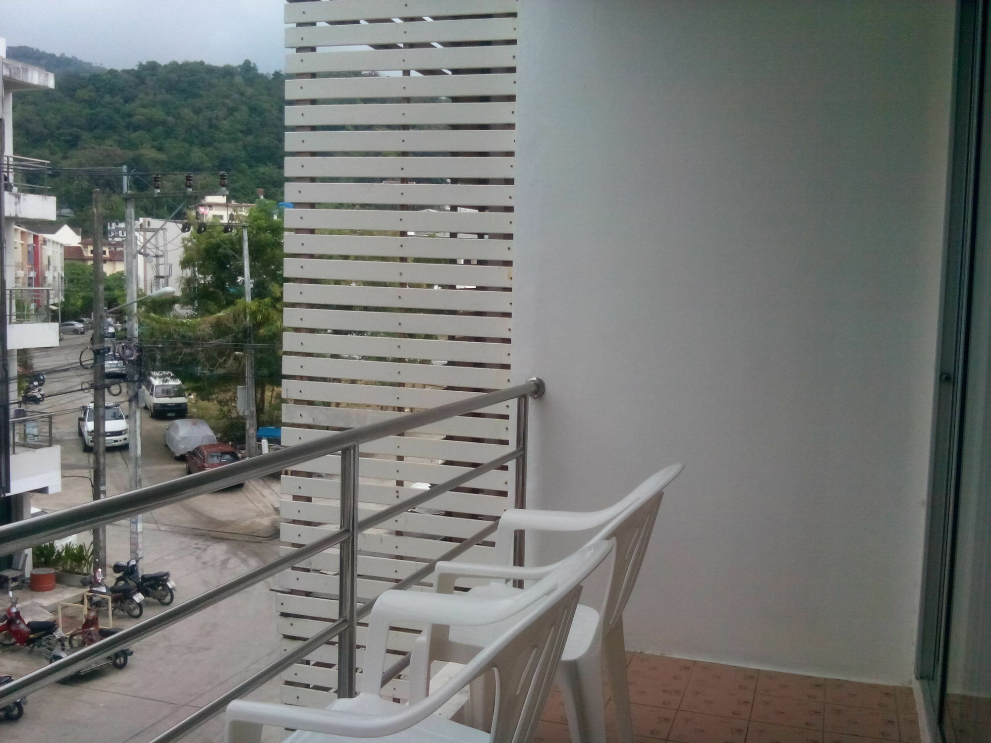 Sunshine Guesthouse Patong Exterior foto